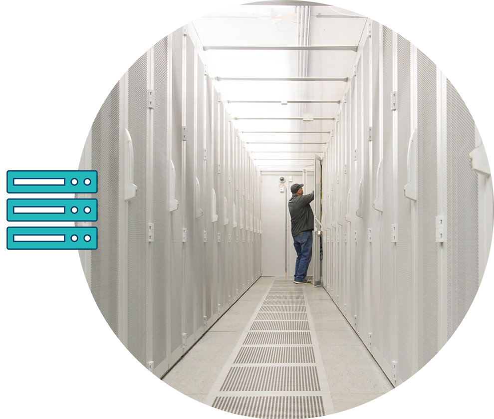 Citycom Mitarbeiter im Colocation Rechenzentrum in Graz mit Colocation Icon